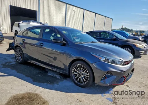 2022 Kia Forte Gt Line z USA, uszkodzony, nr VIN 3KPF54AD5NE489708